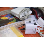 SKROSS Travel World -sovitin MUV Micro