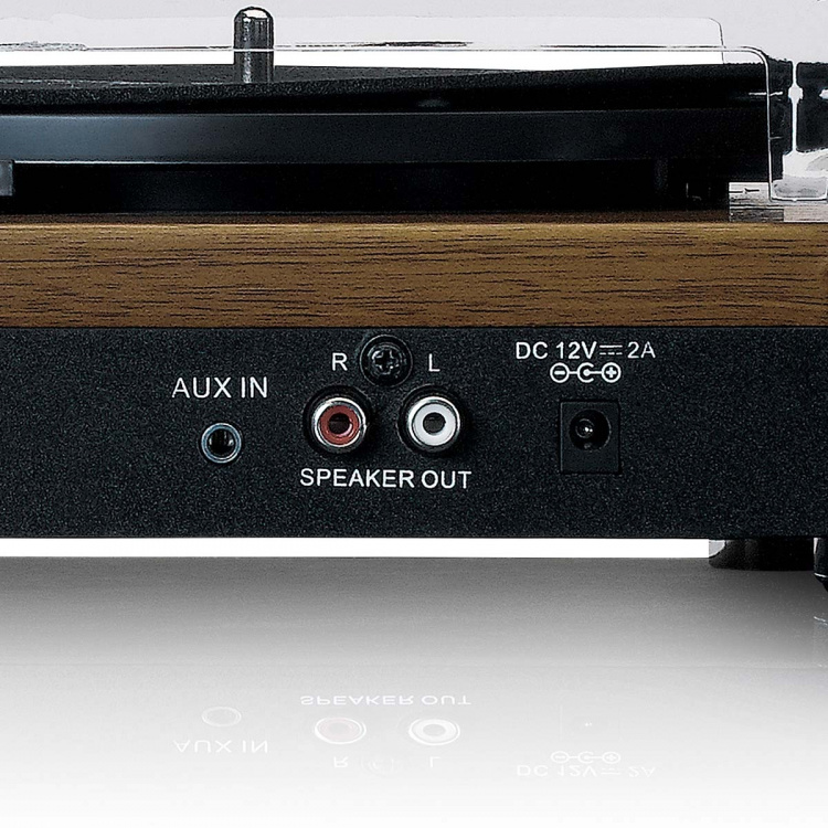 Lenco Levysoitin Bluetooth-vastaanotolla ja kahdella puukaiuttimella