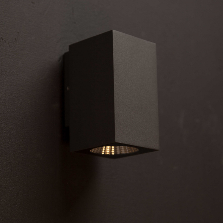 Llitt Mathias I Seinä-LED IP65 3000K 3W 290lm Antrasiitti Llitt Mathias I Seinä-LED IP65 3000K 3W 290lm Antrasiitti