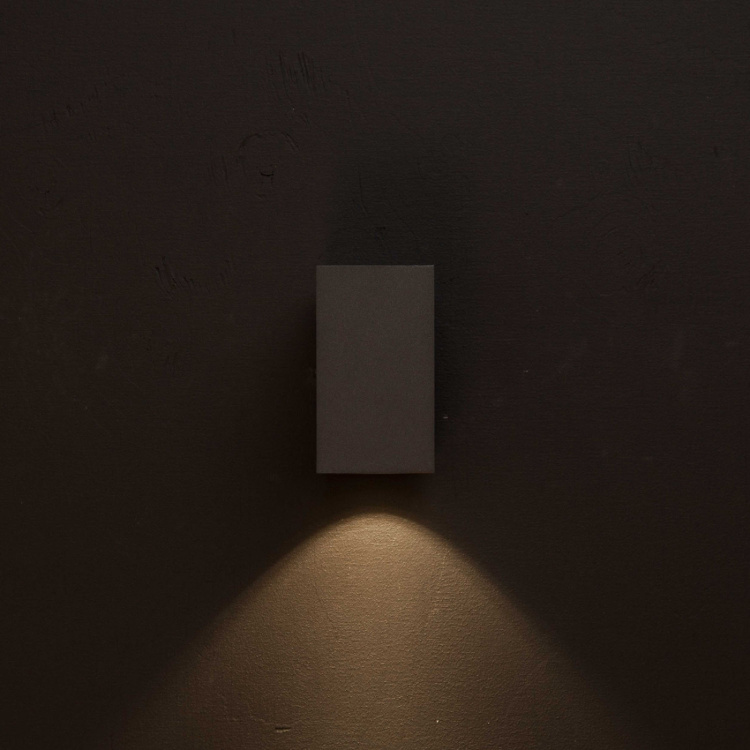 Llitt Mathias I Seinä-LED IP65 3000K 3W 290lm Antrasiitti Llitt Mathias I Seinä-LED IP65 3000K 3W 290lm Antrasiitti