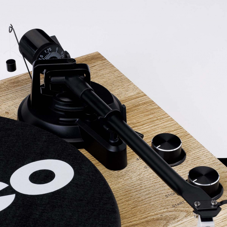 Lenco Levysoitin, jossa on Bluetooth®-tiedonsiirto Mänty