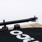 Lenco Levysoitin, jossa on Bluetooth®-tiedonsiirto Mänty