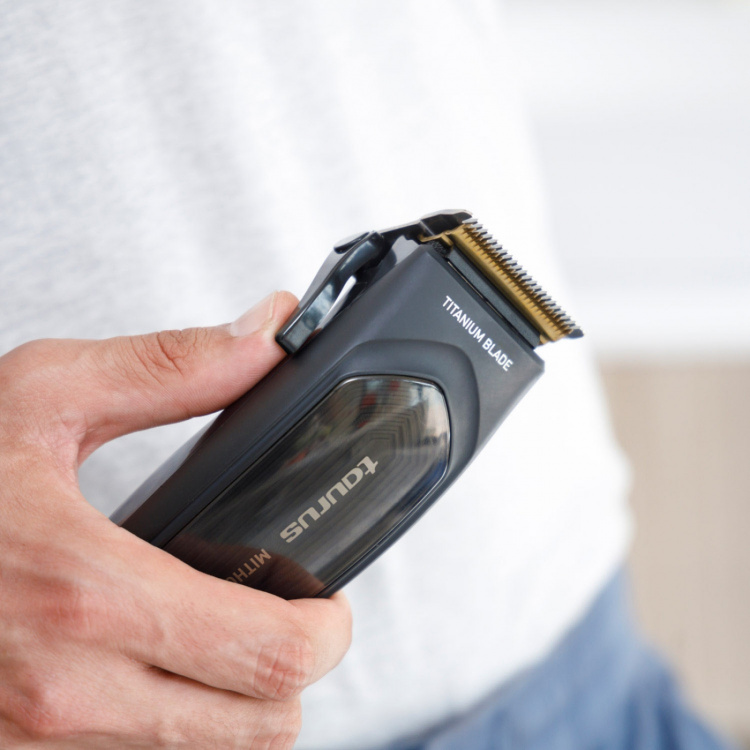 Taurus Hiustenleikkuri Avant Plus