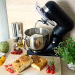 Champion Köksmaskin 5L 1000W KA300 Mattsvart Champion Köksmaskin 5L 1000W KA300 Mattsvart