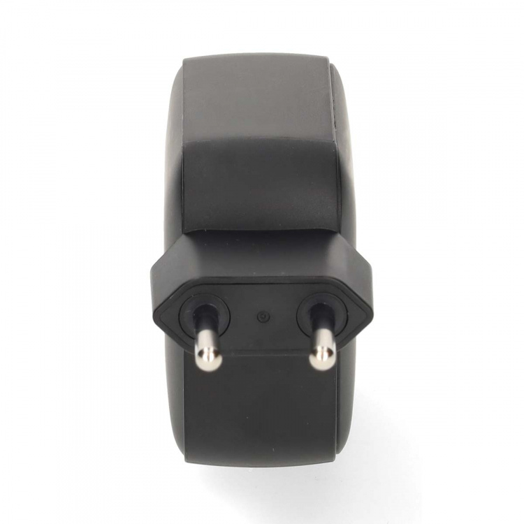 Nedis Seinälaturi | 100 W | GaN | PD3.0 | Pikalataus-toiminto | 2.5 / 3.0 / 5.0 A | Lähtöliitäntöjen määrä: 3 | USB-A / 2x USB-C™ | Automaattinen Jännitteen Valinta | Musta Nedis Seinälaturi | 100 W | GaN | PD3.0 | Pikalataus-toiminto | 2.5 / 3.0 / 5.0 A | Lähtöliitäntöjen määrä: 3 | USB-A / 2x USB-C™ | Automaattinen Jännitteen Valinta | Musta