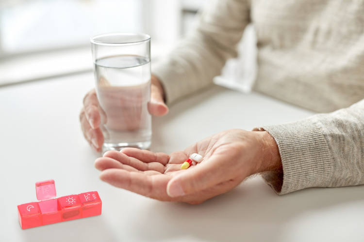 Fysic Kannettava pilleri järjestäjä