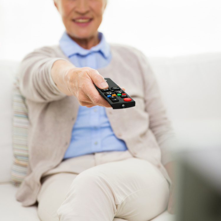 Fysic Yksinkertaistettu yleiskaukosäädin, jossa on suuret painikkeet