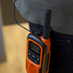 Alecto Airtube-kuulokemikrofoni kaksisuuntainen radio Alecto Airtube-kuulokemikrofoni kaksisuuntainen radio