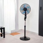 Taurus Tuuletin Boreal 16cr Digital Jalusta Musta 40cm