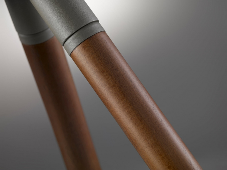 One for All WM7471 -Design lattiajalusta 32-65