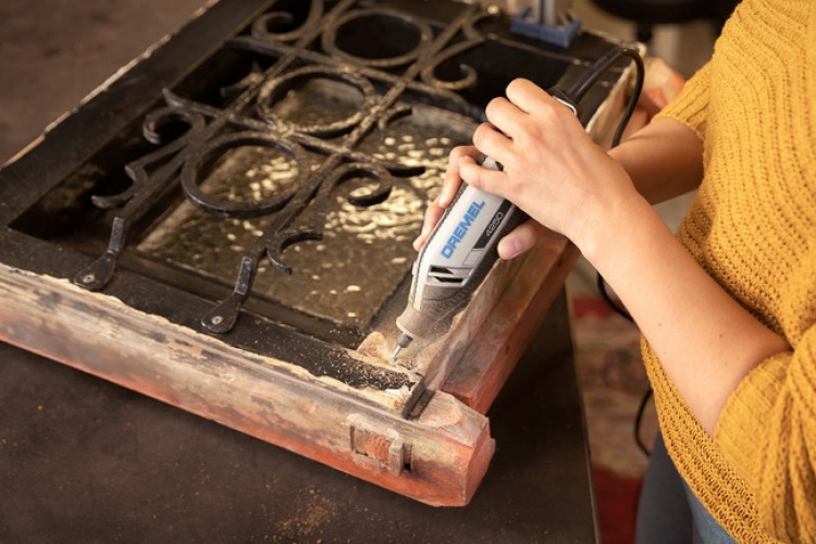 Dremel 4250-35 -monitoimityökalu