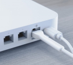 Ubiquiti Unifi Cloud gateway ultra -reititin