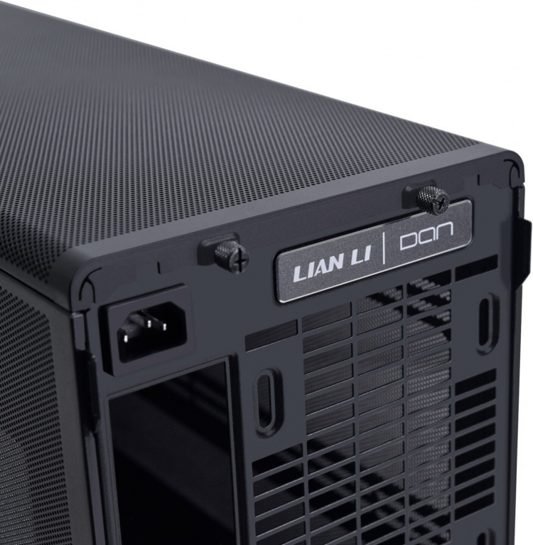 Lian Li A3-mATX Micro-ATX-kotelo, musta