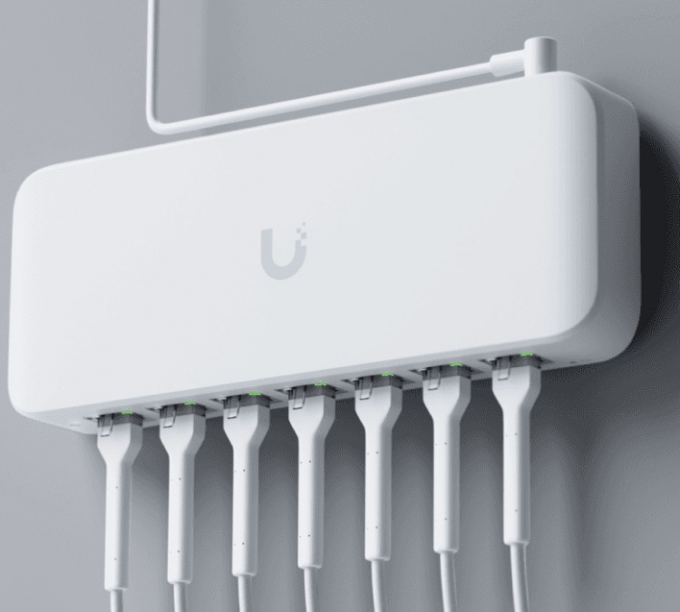 Ubiquiti UniFi USW-Ultra (42W) 8-porttinen PoE -kytkin ilman virtalähdettä