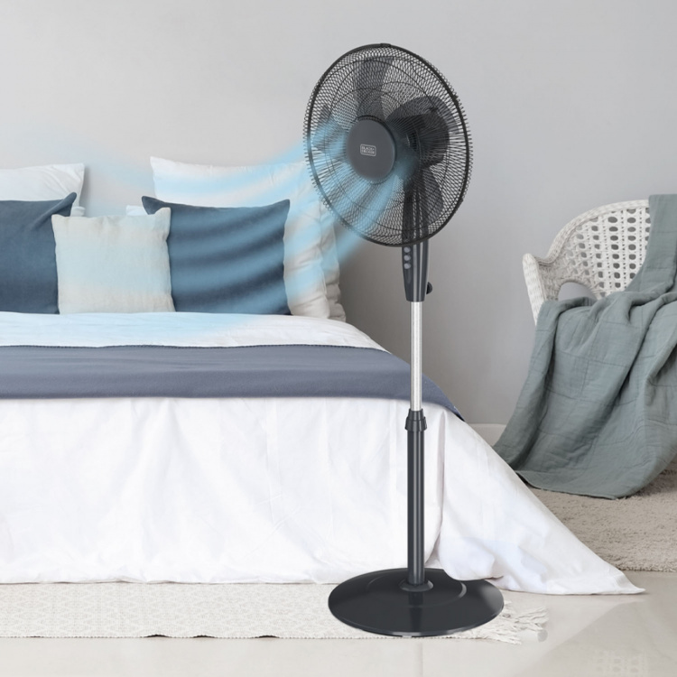 BLACK+DECKER Jalustatuuletin 40cm 45W Musta