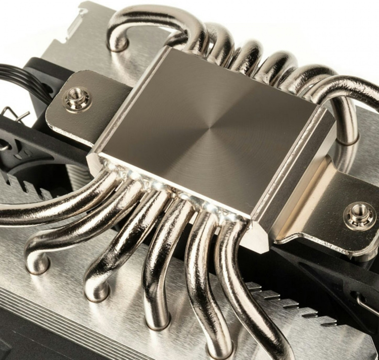 Thermalright Peerless Assassin 120 SE -prosessorijäähdytin