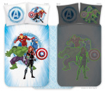 BrandMac Vuodevaatteet – Juniorikoko 100 x 140 cm – Avengers 91 Glow (1029345)