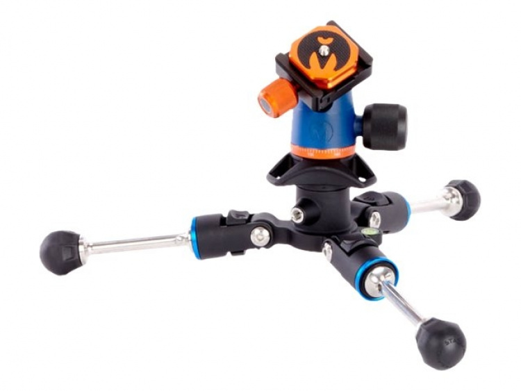 3 Legged Thing Punks Brian 2.0 ja Airhed Neo 2.0 Blue